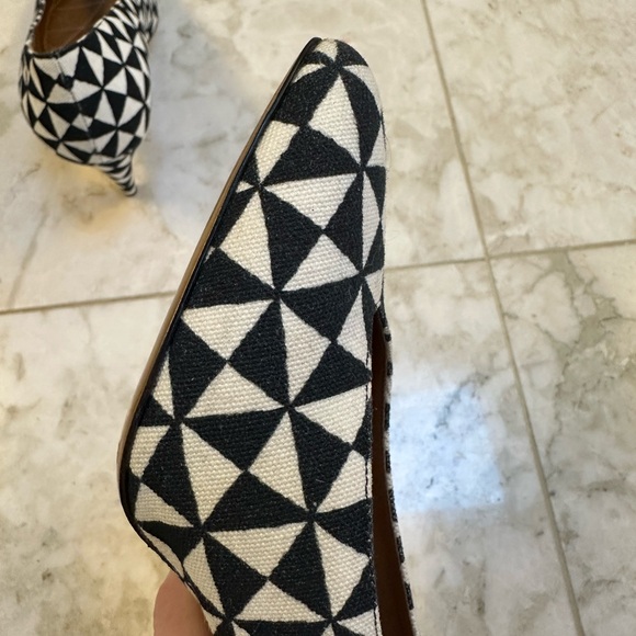 NWOT Isabel Marant Geometric Print Heels - Picture 3 of 6